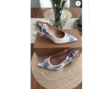 Steve Madden Rodes Versali Pointed Toe Kitten Heel Santorini Blue Pump Size 9
